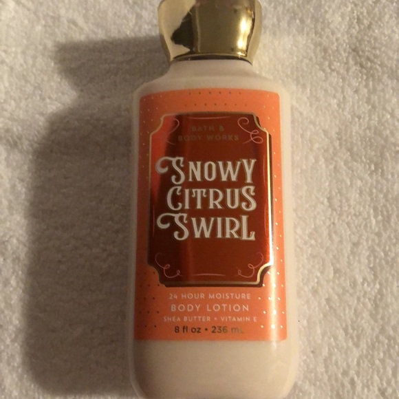 Bath & Body Works Snowy Citrus Swirl Body lotion. Never used - Picture 2 of 5
